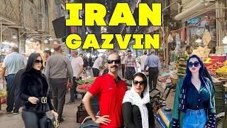 Iran, Gazvin, Adventure in Qazvin Grand Bazaar: shopping, fruit and pure experiences