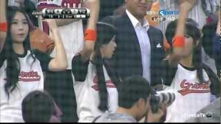 Lotte Giants' cheerleader Kim Yeon-jung