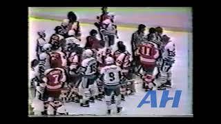 NHL Nov. 25, 1978 Pittsburgh Penguins v Philadelphia Flyers (R) Michael Meeker v Rick MacLeish