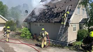 Brann i enebolig på Fevik