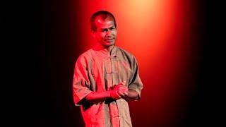 Life is easy. Why do we make it so hard? | Jon Jandai | TEDxDoiSuthep