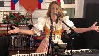 LIVE! Mollie B & Ted Lange - Bechyn, MN Virtual Czech Festival! 8/9/2020