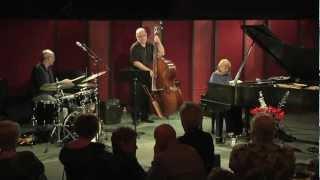 Beegie Adair Trio LIVE - Besame Mucho