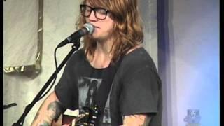 Aaron Gillespie sings "Amazing Because It Is Medley"