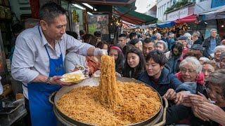 7 Authentic Vietnamese Street Food – Hidden Local Gems!