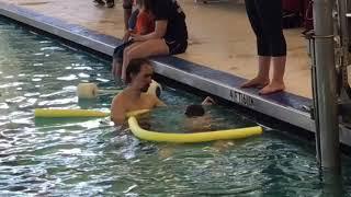 Springfield Elementary students took a dip in the @GCSC1957 pool.