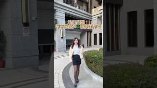 同事很博眼球居然在露台做運動  今天開箱站前商圈稀有露台戶x精美兩房車#賞屋專線0955664180謝小姐 #五年屋 #前後陽台 #綠線g08 #桃園車站