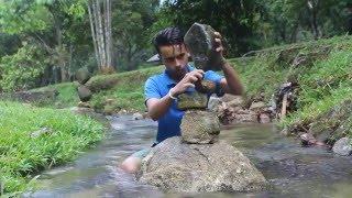 تحدي الجاذبيه موهبه غريبه | The art of stones balancing