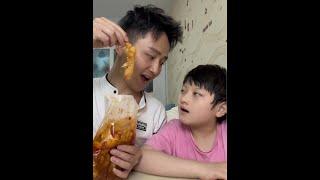 巨好吃的#脱骨侠 #酸辣无骨鸡爪 口感超赞，#解馋 过瘾
