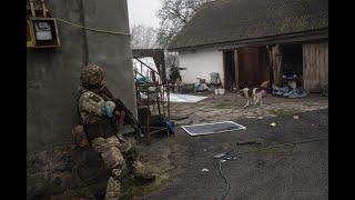 "Azov" fighters at work - raid the houses where the Russians are hiding