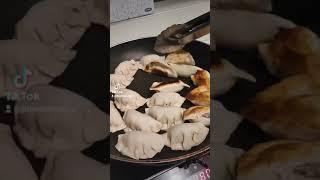 Easy Pan Fried dumplings. Kids loved it! #homemadedumplings #porkandprawndumplings #lockdowncooking