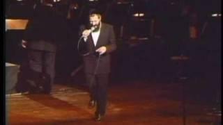 Mordechai Ben David (MBD) Sings "Yiboneh Hamikdosh" at HASC #2 in 1989 - מרדכי בן דוד