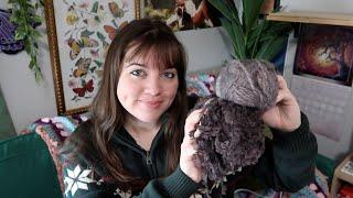 crochet a gift with me - Vlogmas ep3