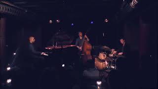 Florian Favre trio - Excerpt of Frunky live @ Ferme-Asile