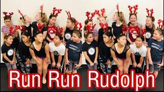 KELLY CLARKSON- Run Run Rudolph