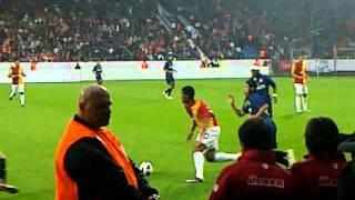 uLtraslan Galatasaray vs Inter Milan Colin Kazim perfect tackle