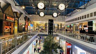 Shopping at NorteShopping Mall /shopping centre on Christmas Eve, Porto, Portugal