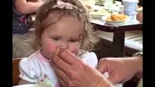 Прикольная подборка   дети едят лимон   Babies eating lemon 2015 0008