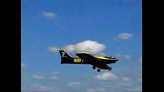 WALT BROWNEL ELECTRIC PIONEER FLIES HIS SCARINZI BLUE ANGEL in 4K.