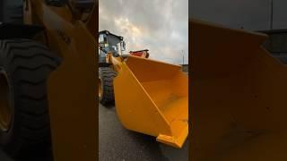 #погрузчики В НАЛИЧИИ НА ГАРАНТИИ ️ Фронтальные, мини, экскаваторы погрузчики #спецтехника из 