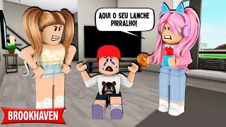 CUIDANDO DO IRMÃO MIMADO DA MINHA AMIGA! Historinhas Brookhaven  RP  │ ROBLOX