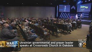 Ukrainian leader visits church in Oakdale