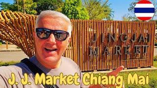 Der Jing Jai Weekend Market in Chiang Mai - Reisen nach Thailand 2024
