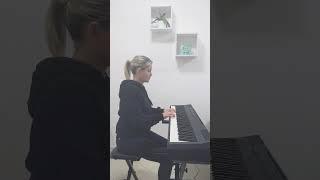 Piano Cover - Save your tears by @TheWeeknd