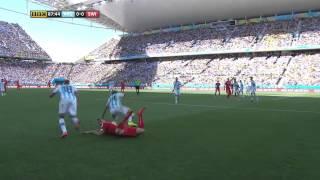 Xherdan Shaqiri nutmeg vs Argentina - HD