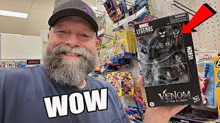 Finally New Marvel Legends Figure | Walmart and Target Toy Hunt