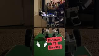 Robosen T9 Dancing #robosen #robosent9 #t9 #robosenrobot #ronnieserfajuan #pece71 #shorts