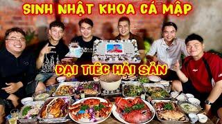 Bánh Kem Hải Sản 20 Triệu To Nhất Việt Nam Toàn Món Ngon Mừng Sinh Nhật Khoa Cá Mập