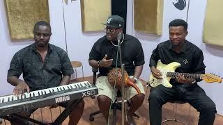 Anyidons sings a soulful highlife with Obiroyce and Johnguitar.