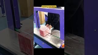 machine for packing medium-sized box #packing #machinery #automation #mechanism #ideas #technology