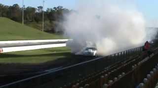 58 FORMAL FORD V8 FALCON BURNOUT AT AUSTRALIA DAY BURNOUTS WSID 25 1 2015