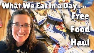 What my family of 9 eats in a day | Free Food Haul