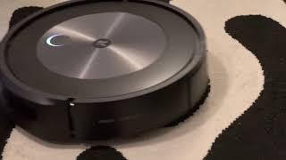 Real life test of the iRobot Roomba J7 with hair and dust on carpet