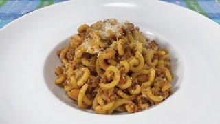 Pasta con la Salsiccia, la Ricetta Originale Emiliana, GRAMIGNA ALLA SALSICCIA