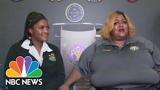 Mother Answers Daughter's 911 Call During Armed Robbery