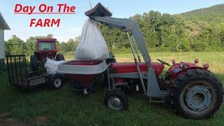 Day On The Farm -Loading The Fertilizer Spreader- Kubota VS (Vicon) Wig-Wag MF 50, MF 1105 & JD 5055