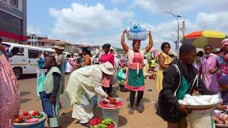 ADUM KEJETIA AFRICA BIGGEST STREET MARKET GHANA ASHANTI