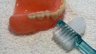 Cleaning Dentures