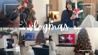 VLOGMAS DAY 10: My Winter Outfit +New Christmas Homegoods Haul | Christmas Decorating