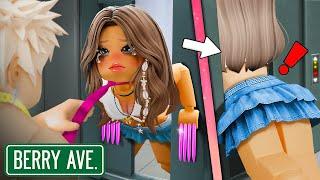 LOCKED With The HIGHSCHOOL HEARTTHROBS, But It Was My PLAN! (Berry Avenue Story)