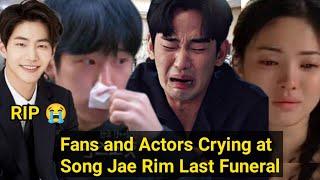 Jung Hae In, Kim Soo Hyun, Song Hye Kyo Crying at Song Jae Rim Last Funeral