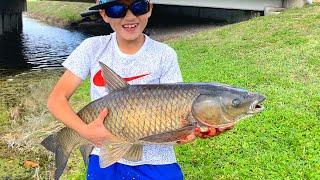 Carpe Diem - DOUBLE HOOKUP ON MASSIVE GRASS CARP IN FLORIDA