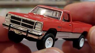 GREENLIGHT Hitch and Tow Series 31 - w/ '91 Dodge Power Ram 250 - REVIEW