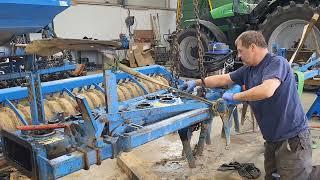 Lemken Solitair aus Polen. Die Zirkon wird zusammengebaut. Teil 1