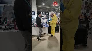 Kunstraub durch #cosplay #walterwhite bei Lord Gibson an der #fantasybasel