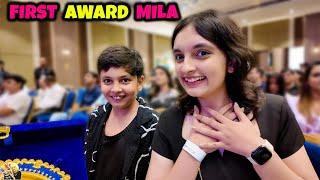 FIRST AWARD MILA | Aayu and Pihu Show